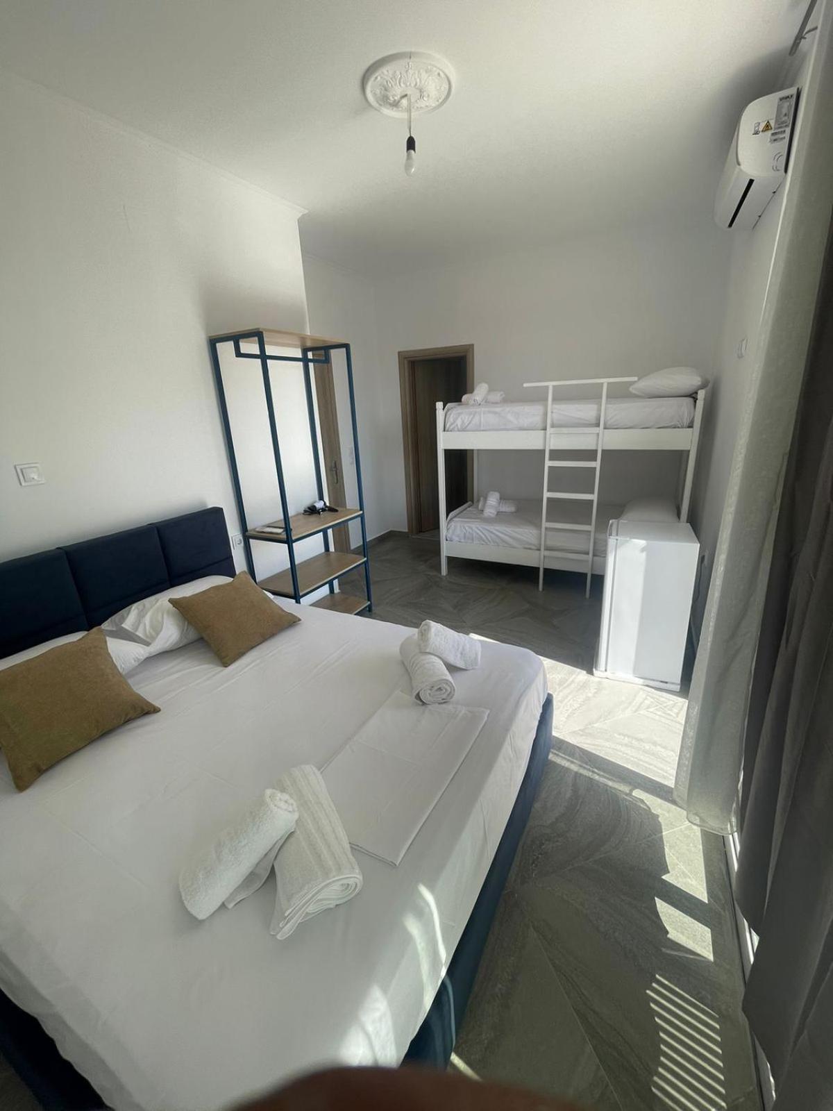 Vanesa Rooms Sarandë Esterno foto
