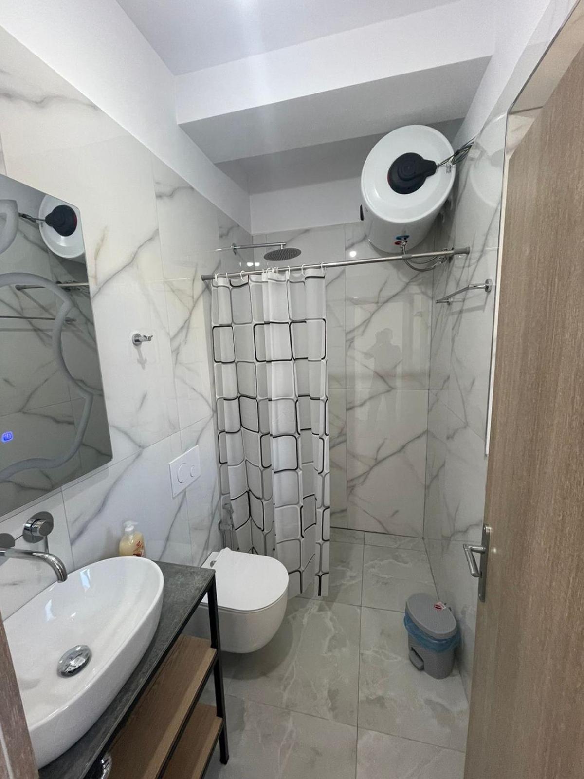 Vanesa Rooms Sarandë Esterno foto