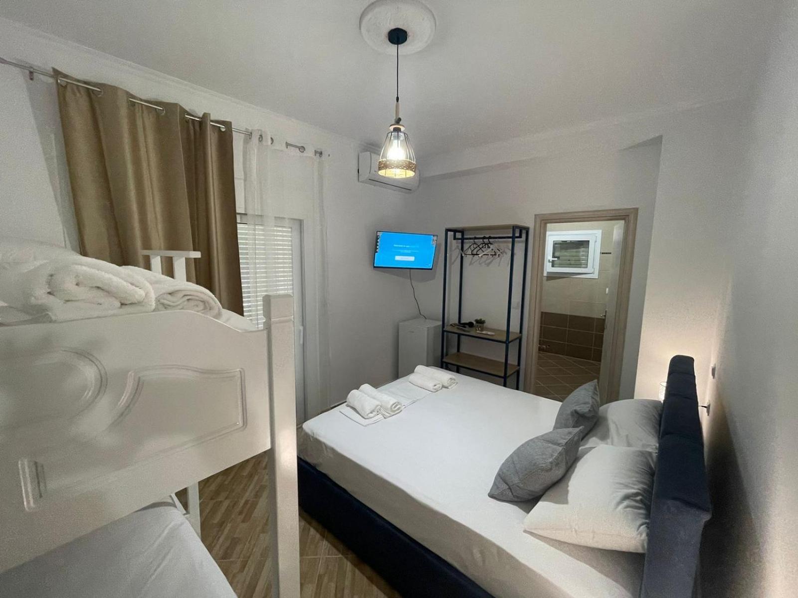 Vanesa Rooms Sarandë Esterno foto